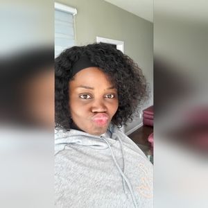 Meet your Posher, Rita